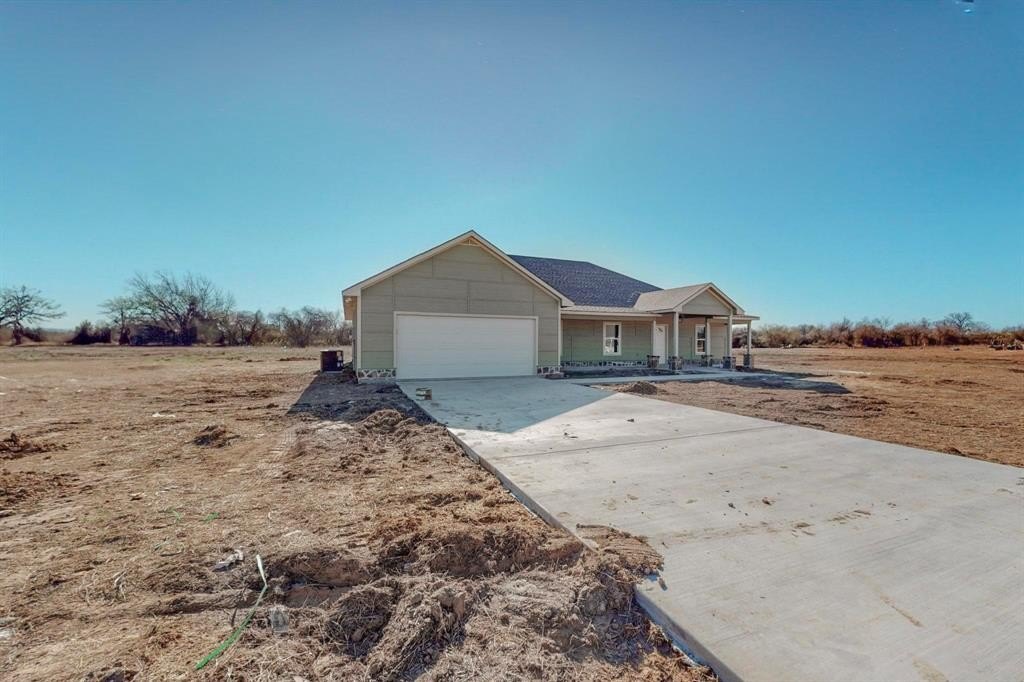 1209 E Gibtown Road, Poolville, TX 76487, 3 Bedrooms Bedrooms, ,2 BathroomsBathrooms,Residential,For Sale,1209 E Gibtown Road,20922110