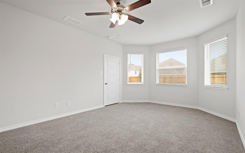 9952 Dynamics Drive, Fort Worth, TX 76131, 4 Habitaciones Habitaciones , ,2 BañosBaños,Residential,En Venta,9952 Dynamics Drive,20905891