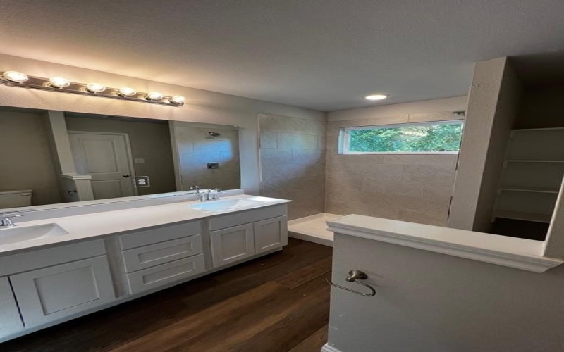 7935 Hull Avenue, Dallas, TX 75216, 4 Habitaciones Habitaciones , ,2 BañosBaños,Residential,En Venta,7935 Hull Avenue,20924557