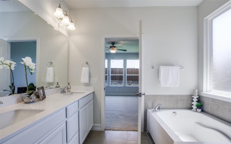 11213 Boyne Avenue, Fort Worth, TX 76052, 3 Habitaciones Habitaciones , ,2 BañosBaños,Residential,En Venta,11213 Boyne Avenue,20931025