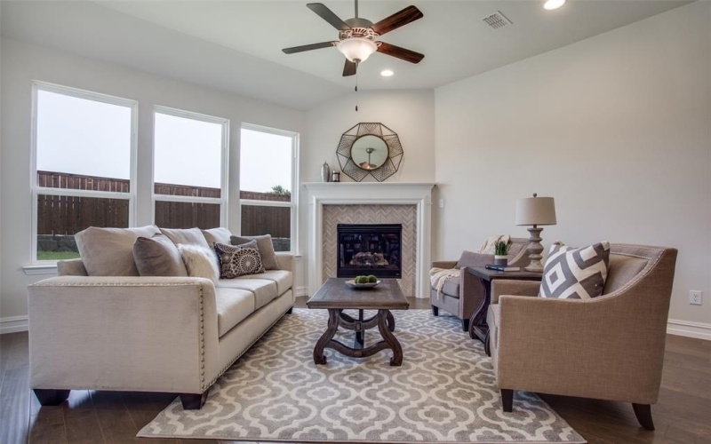 11213 Boyne Avenue, Fort Worth, TX 76052, 3 Habitaciones Habitaciones , ,2 BañosBaños,Residential,En Venta,11213 Boyne Avenue,20931025