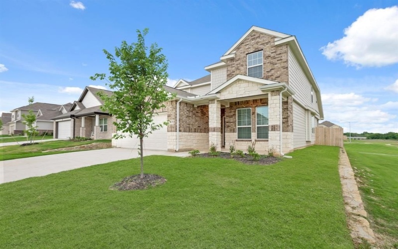 828 Jetliner Avenue, Fort Worth, TX 76131, 4 Habitaciones Habitaciones , ,3 BañosBaños,Residential,En Venta,828 Jetliner Avenue,20925110