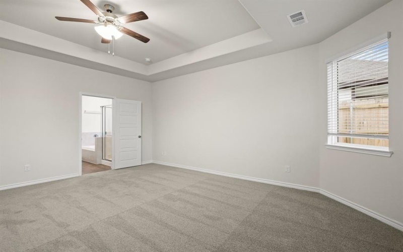 828 Jetliner Avenue, Fort Worth, TX 76131, 4 Habitaciones Habitaciones , ,3 BañosBaños,Residential,En Venta,828 Jetliner Avenue,20925110