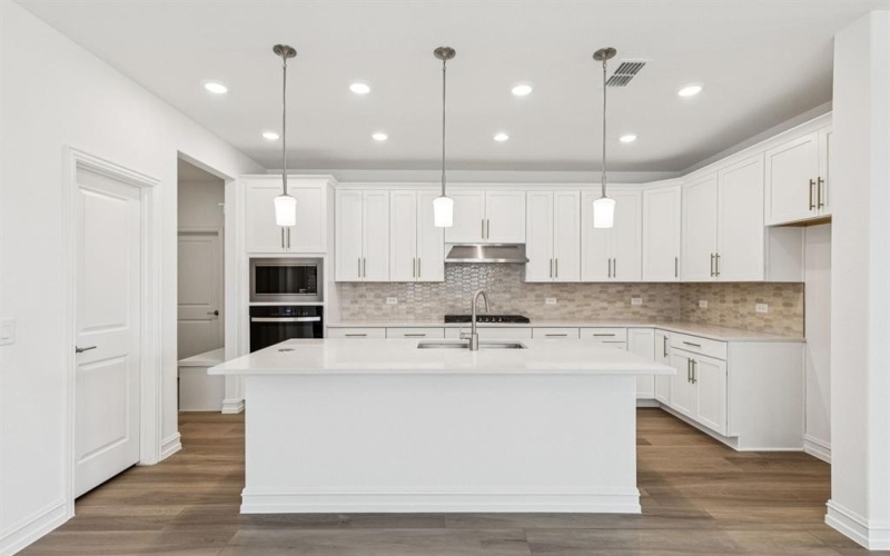 3517 Aberavon Street, McKinney, TX 75071, 5 Bedrooms Bedrooms, ,5 BathroomsBathrooms,Residential,For Sale,3517 Aberavon Street,20931516