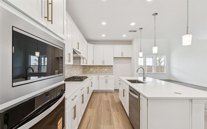 3517 Aberavon Street, McKinney, TX 75071, 5 Bedrooms Bedrooms, ,5 BathroomsBathrooms,Residential,For Sale,3517 Aberavon Street,20931516