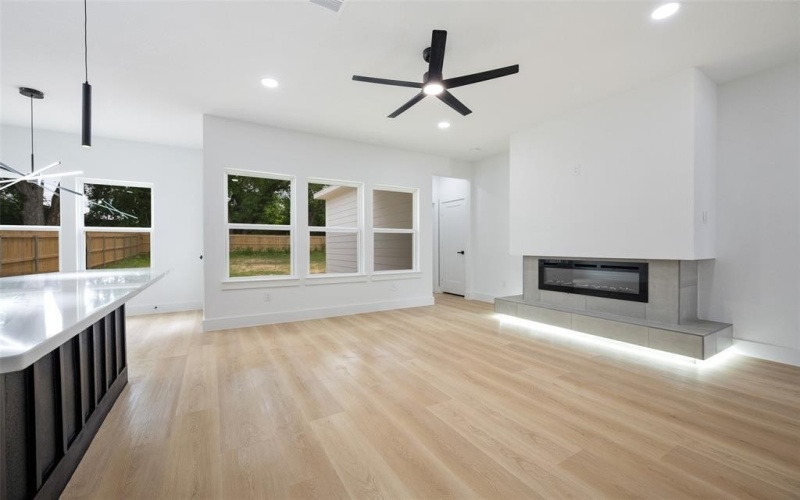 3900 De Maggio Avenue, Dallas, TX 75210, 4 Bedrooms Bedrooms, ,2 BathroomsBathrooms,Residential,For Sale,3900 De Maggio Avenue,20929406