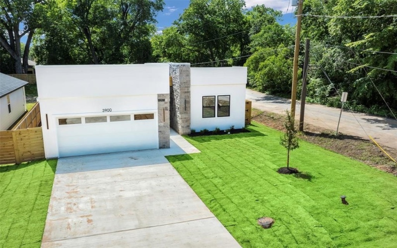 3900 De Maggio Avenue, Dallas, TX 75210, 4 Bedrooms Bedrooms, ,2 BathroomsBathrooms,Residential,For Sale,3900 De Maggio Avenue,20929406
