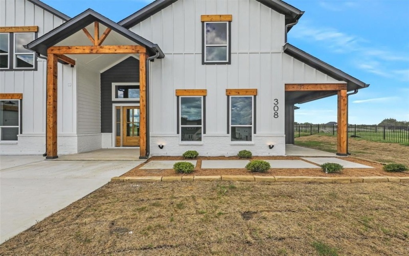 308 Ryker, Gunter, TX 75058, 4 Bedrooms Bedrooms, ,5 BathroomsBathrooms,Residential,For Sale,308 Ryker,20933905