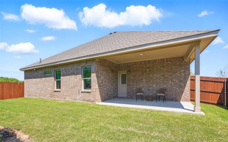 1303 FINLEY Drive, Mansfield, TX 76063, 4 Habitaciones Habitaciones , ,2 BañosBaños,Residential,En Venta,1303 FINLEY Drive,20934317