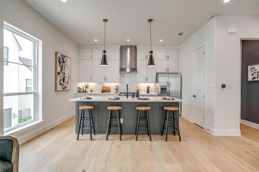 125 Vista Lane, Arlington, TX 76013, 2 Bedrooms Bedrooms, ,2 BathroomsBathrooms,Residential,For Sale,125 Vista Lane,20925784