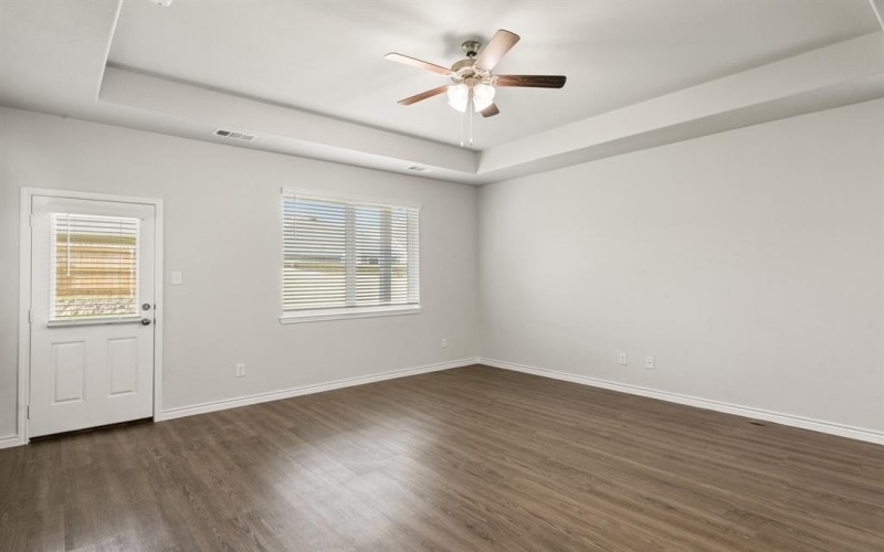908 Propeller Parkway, Fort Worth, TX 76131, 4 Habitaciones Habitaciones , ,3 BañosBaños,Residential,En Venta,908 Propeller Parkway,20925935