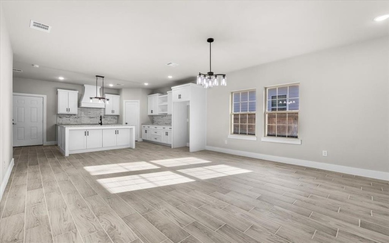 4405 Baylor Street, Fort Worth, TX 76119, 4 Bedrooms Bedrooms, ,2 BathroomsBathrooms,Residential,For Sale,4405 Baylor Street,20934592
