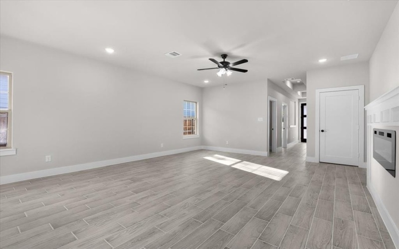 4405 Baylor Street, Fort Worth, TX 76119, 4 Bedrooms Bedrooms, ,2 BathroomsBathrooms,Residential,For Sale,4405 Baylor Street,20934592