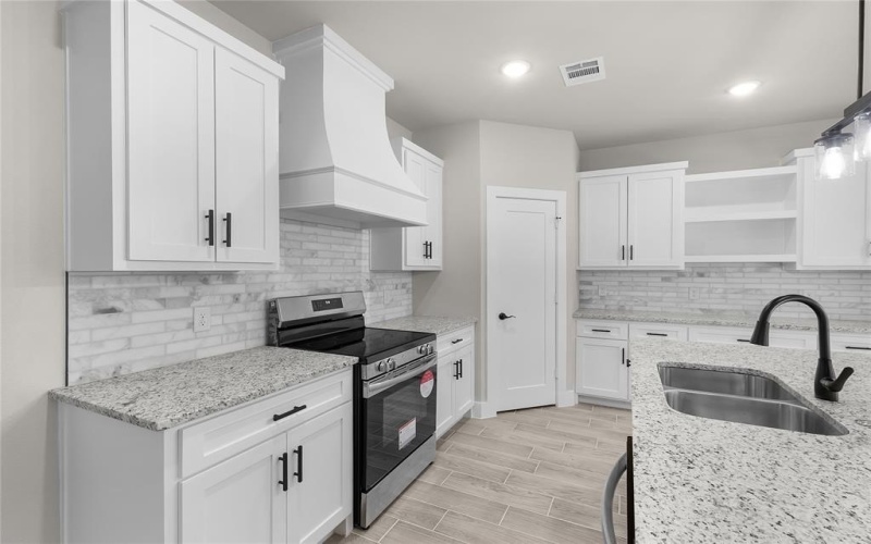 4405 Baylor Street, Fort Worth, TX 76119, 4 Bedrooms Bedrooms, ,2 BathroomsBathrooms,Residential,For Sale,4405 Baylor Street,20934592