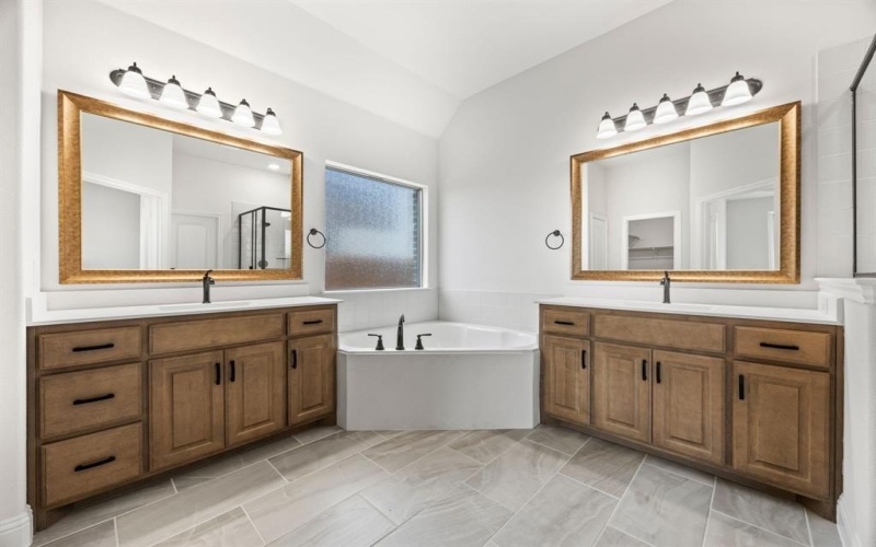 805 Anthem Lane, Forney, TX 75126, 4 Habitaciones Habitaciones , ,2 BañosBaños,Residential,En Venta,805 Anthem Lane,20934622