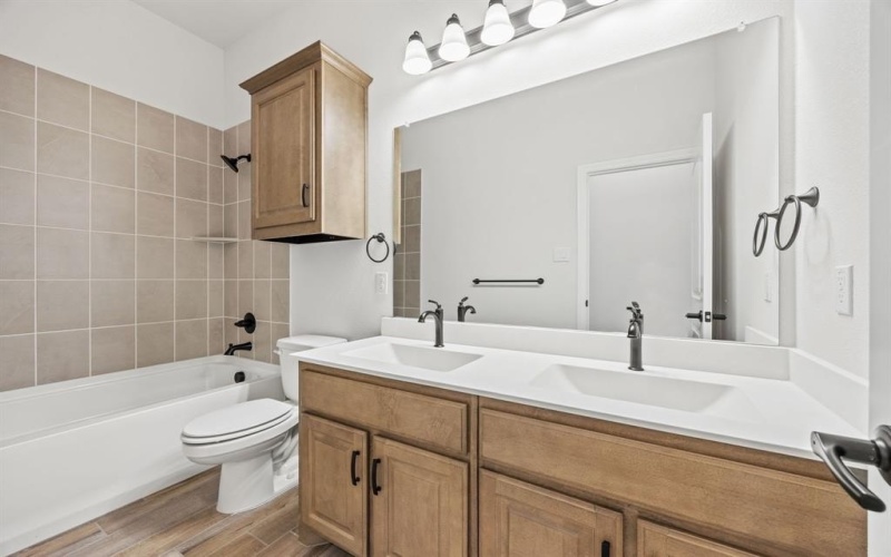 805 Anthem Lane, Forney, TX 75126, 4 Habitaciones Habitaciones , ,2 BañosBaños,Residential,En Venta,805 Anthem Lane,20934622