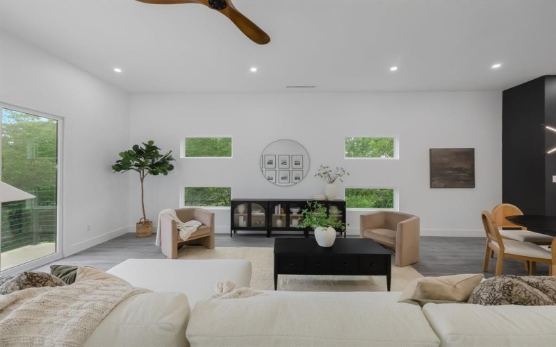 1921 Pollard Street, Dallas, TX 75208, 3 Bedrooms Bedrooms, ,3 BathroomsBathrooms,Residential,For Sale,1921 Pollard Street,20929895