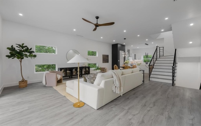 1921 Pollard Street, Dallas, TX 75208, 3 Bedrooms Bedrooms, ,3 BathroomsBathrooms,Residential,For Sale,1921 Pollard Street,20929895