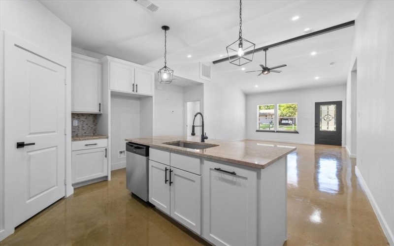 204 Gorman Street, Corsicana, TX 75110, 3 Bedrooms Bedrooms, ,2 BathroomsBathrooms,Residential,For Sale,204 Gorman Street,20929876