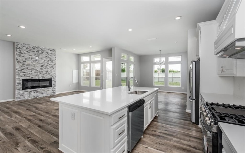 1503 Wysong Drive, McKinney, TX 75069, 4 Bedrooms Bedrooms, ,2 BathroomsBathrooms,Residential,For Sale,1503 Wysong Drive,20929896