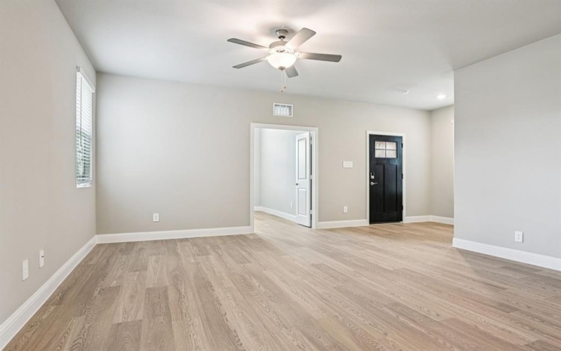 2732 Big Bend Mews, Corinth, TX 76210, 3 Habitaciones Habitaciones , ,2 BañosBaños,Residential,En Venta,2732 Big Bend Mews,20932905