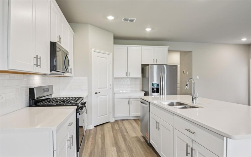 2728 Big Bend Mews, Corinth, TX 76210, 3 Bedrooms Bedrooms, ,2 BathroomsBathrooms,Residential,For Sale,2728 Big Bend Mews,20932914
