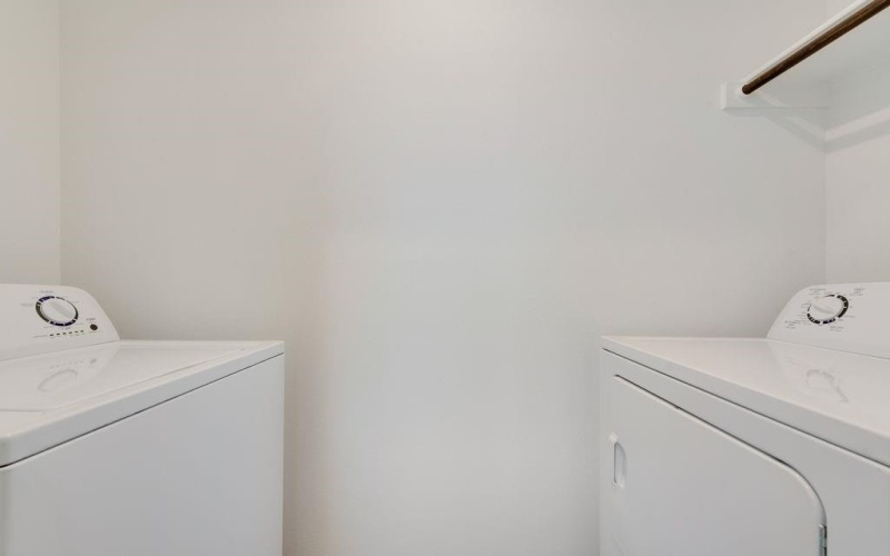 14109 Kempt Drive, Pilot Point, TX 76258, 3 Bedrooms Bedrooms, ,2 BathroomsBathrooms,Residential,For Sale,14109 Kempt Drive,20935115