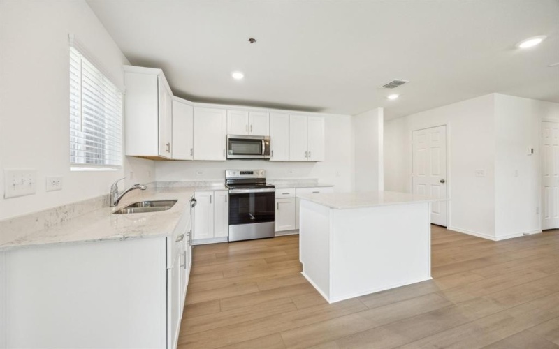 2824 Pecan Park Drive, Denton, TX 76208, 3 Bedrooms Bedrooms, ,2 BathroomsBathrooms,Residential,For Sale,2824 Pecan Park Drive,0,20930450