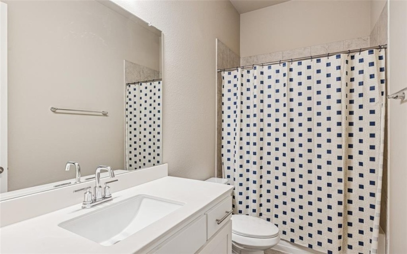 810 Brenda Drive, Mansfield, TX 76063, 4 Bedrooms Bedrooms, ,3 BathroomsBathrooms,Residential,For Sale,810 Brenda Drive,20933174