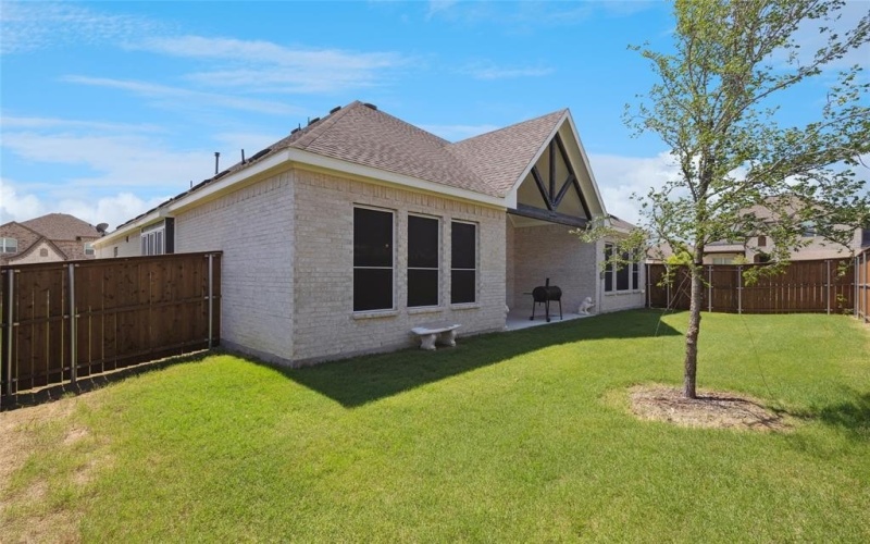 810 Brenda Drive, Mansfield, TX 76063, 4 Bedrooms Bedrooms, ,3 BathroomsBathrooms,Residential,For Sale,810 Brenda Drive,20933174