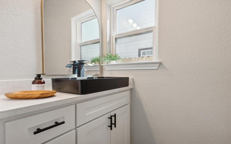 6301 Pebble Avenue, Dallas, TX 75217, 3 Bedrooms Bedrooms, ,2 BathroomsBathrooms,Residential,For Sale,6301 Pebble Avenue,20933244