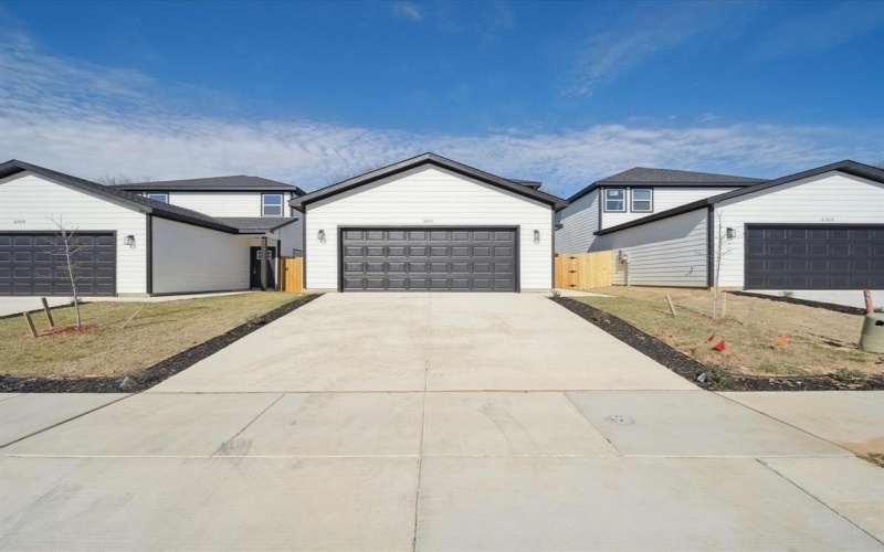 6301 Pebble Avenue, Dallas, TX 75217, 3 Bedrooms Bedrooms, ,2 BathroomsBathrooms,Residential,For Sale,6301 Pebble Avenue,20933244
