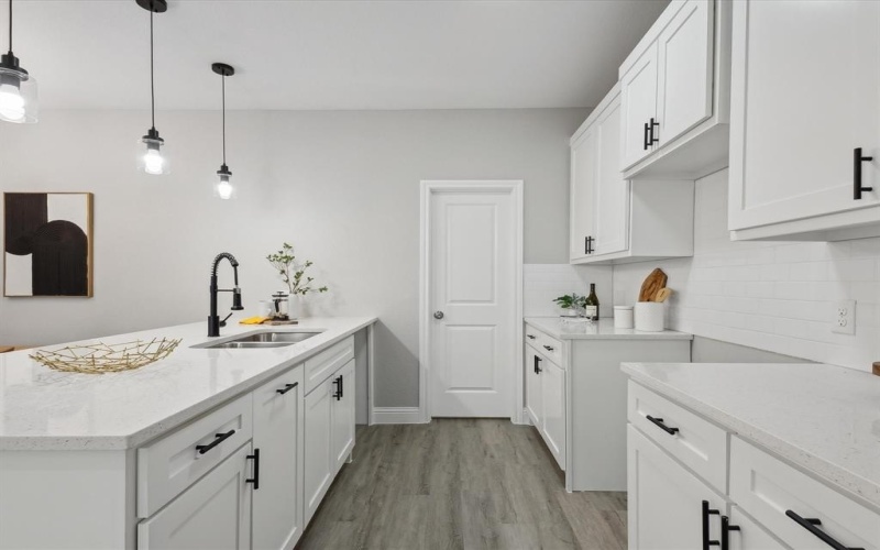 6301 Pebble Avenue, Dallas, TX 75217, 3 Bedrooms Bedrooms, ,2 BathroomsBathrooms,Residential,For Sale,6301 Pebble Avenue,20933244