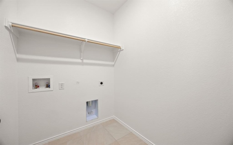 1153 Avery, Granbury, TX 76049, 3 Bedrooms Bedrooms, ,2 BathroomsBathrooms,Residential,For Sale,1153 Avery,20935295