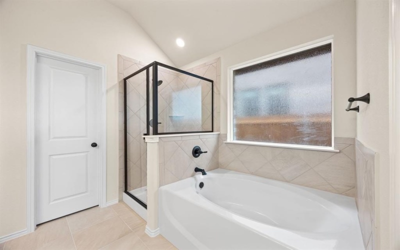 1153 Avery, Granbury, TX 76049, 3 Bedrooms Bedrooms, ,2 BathroomsBathrooms,Residential,For Sale,1153 Avery,20935295