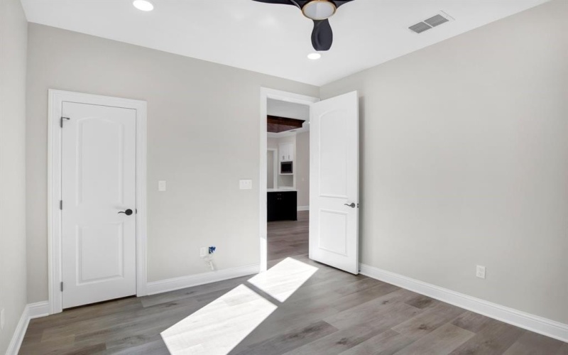 2010 Locklear Lane, Tyler, TX 75703, 4 Bedrooms Bedrooms, ,2 BathroomsBathrooms,Residential,For Sale,2010 Locklear Lane,20935492