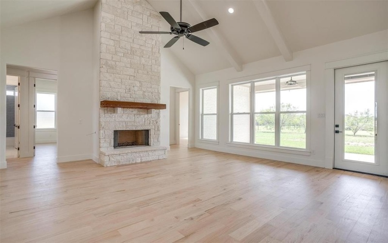 115 Esther Court, Millsap, TX 76066, 5 Bedrooms Bedrooms, ,5 BathroomsBathrooms,Residential,For Sale,115 Esther Court,20935748