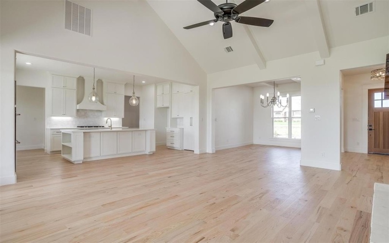 115 Esther Court, Millsap, TX 76066, 5 Bedrooms Bedrooms, ,5 BathroomsBathrooms,Residential,For Sale,115 Esther Court,20935748