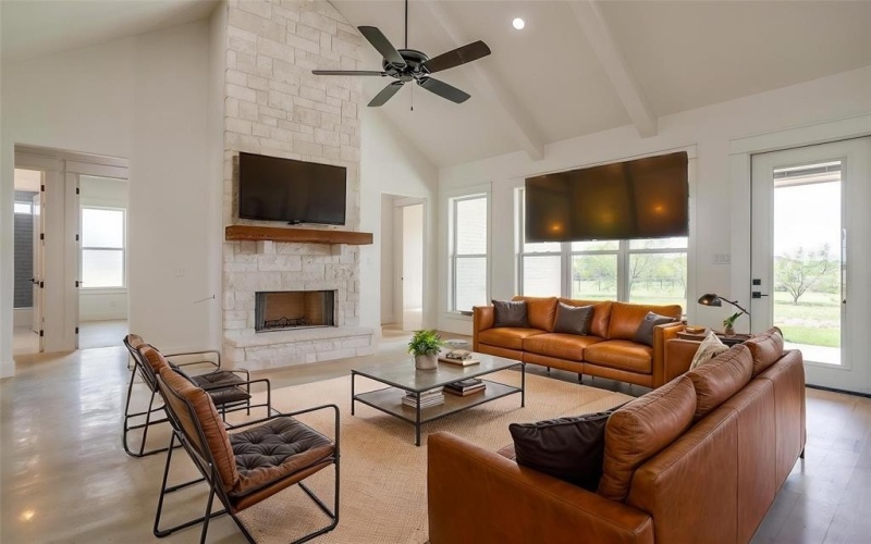115 Esther Court, Millsap, TX 76066, 5 Bedrooms Bedrooms, ,5 BathroomsBathrooms,Residential,For Sale,115 Esther Court,20935748