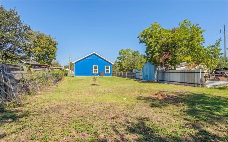 2608 Cleveland Avenue, Waco, TX 76711, 3 Habitaciones Habitaciones , ,2 BañosBaños,Residential,En Venta,2608 Cleveland Avenue,0,228992