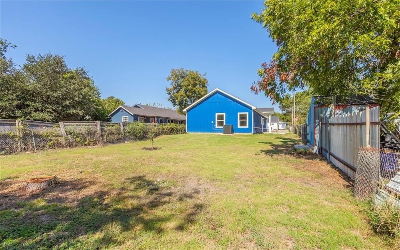 2608 Cleveland Avenue, Waco, TX 76711, 3 Habitaciones Habitaciones , ,2 BañosBaños,Residential,En Venta,2608 Cleveland Avenue,0,228992