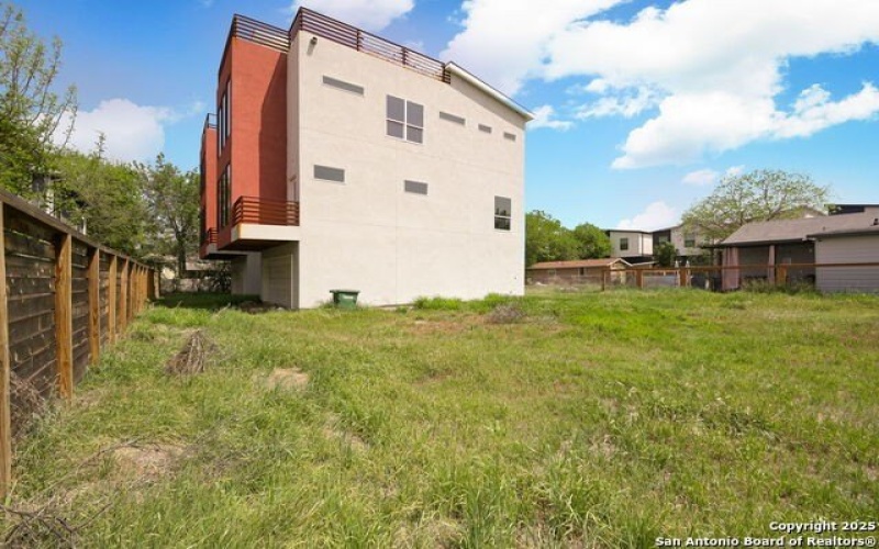 219 Utah St, San Antonio, TX 78210, ,7 BathroomsBathrooms,Residential Multi Family,For Sale,219 Utah St,1861688