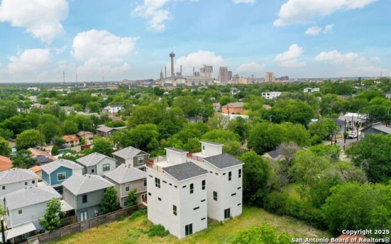 219 Utah St, San Antonio, TX 78210, ,7 BathroomsBathrooms,Residential Multi Family,For Sale,219 Utah St,1861688