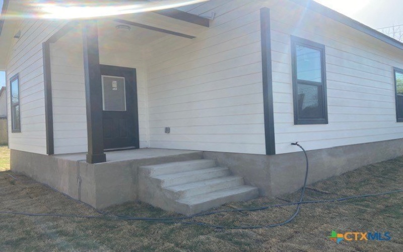 608 N Cedar Avenue, Luling, TX 78648, 3 Bedrooms Bedrooms, ,2 BathroomsBathrooms,Residential,For Sale,608 N Cedar Avenue,573815