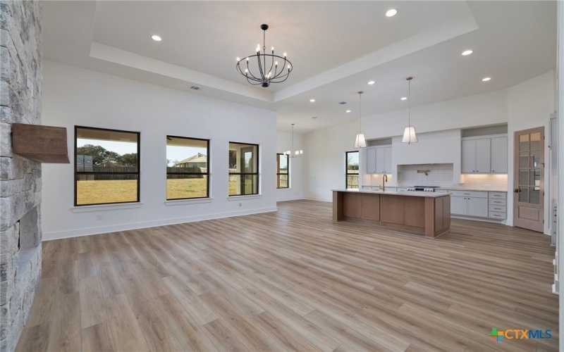 632 Oak Creek Parkway, Seguin, TX 78155, 3 Habitaciones Habitaciones , ,5 BañosBaños,Residential,En Venta,632 Oak Creek Parkway,573955