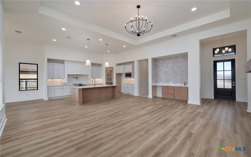 632 Oak Creek Parkway, Seguin, TX 78155, 3 Habitaciones Habitaciones , ,5 BañosBaños,Residential,En Venta,632 Oak Creek Parkway,573955
