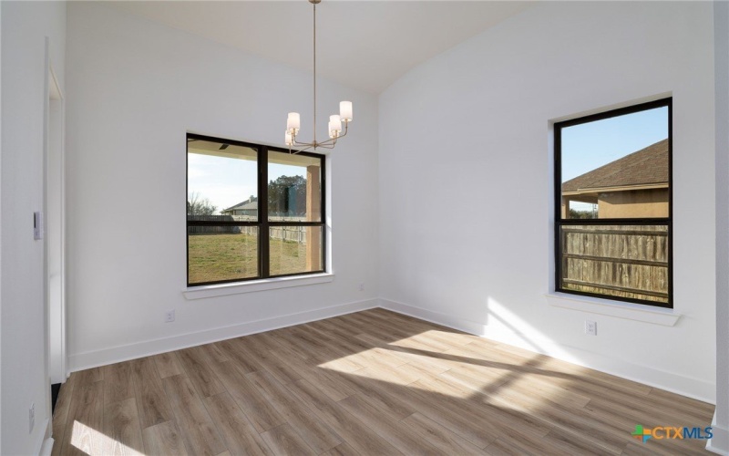 632 Oak Creek Parkway, Seguin, TX 78155, 3 Habitaciones Habitaciones , ,5 BañosBaños,Residential,En Venta,632 Oak Creek Parkway,573955