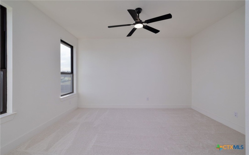 632 Oak Creek Parkway, Seguin, TX 78155, 3 Habitaciones Habitaciones , ,5 BañosBaños,Residential,En Venta,632 Oak Creek Parkway,573955