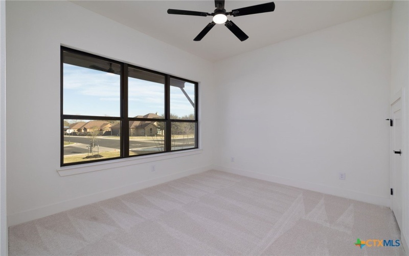 632 Oak Creek Parkway, Seguin, TX 78155, 3 Habitaciones Habitaciones , ,5 BañosBaños,Residential,En Venta,632 Oak Creek Parkway,573955