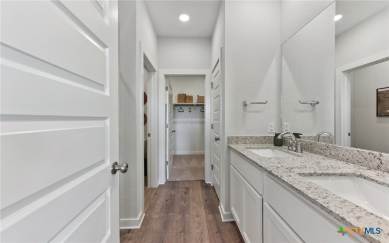 122 Cutleaf Cove, San Marcos, TX 78666, 4 Bedrooms Bedrooms, ,2 BathroomsBathrooms,Residential,For Sale,122 Cutleaf Cove,0,580076